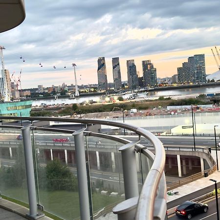 London Excel Cosy Apartment With Balcony & River View Close To O2 Arena, Cable Car, City Hall מראה חיצוני תמונה