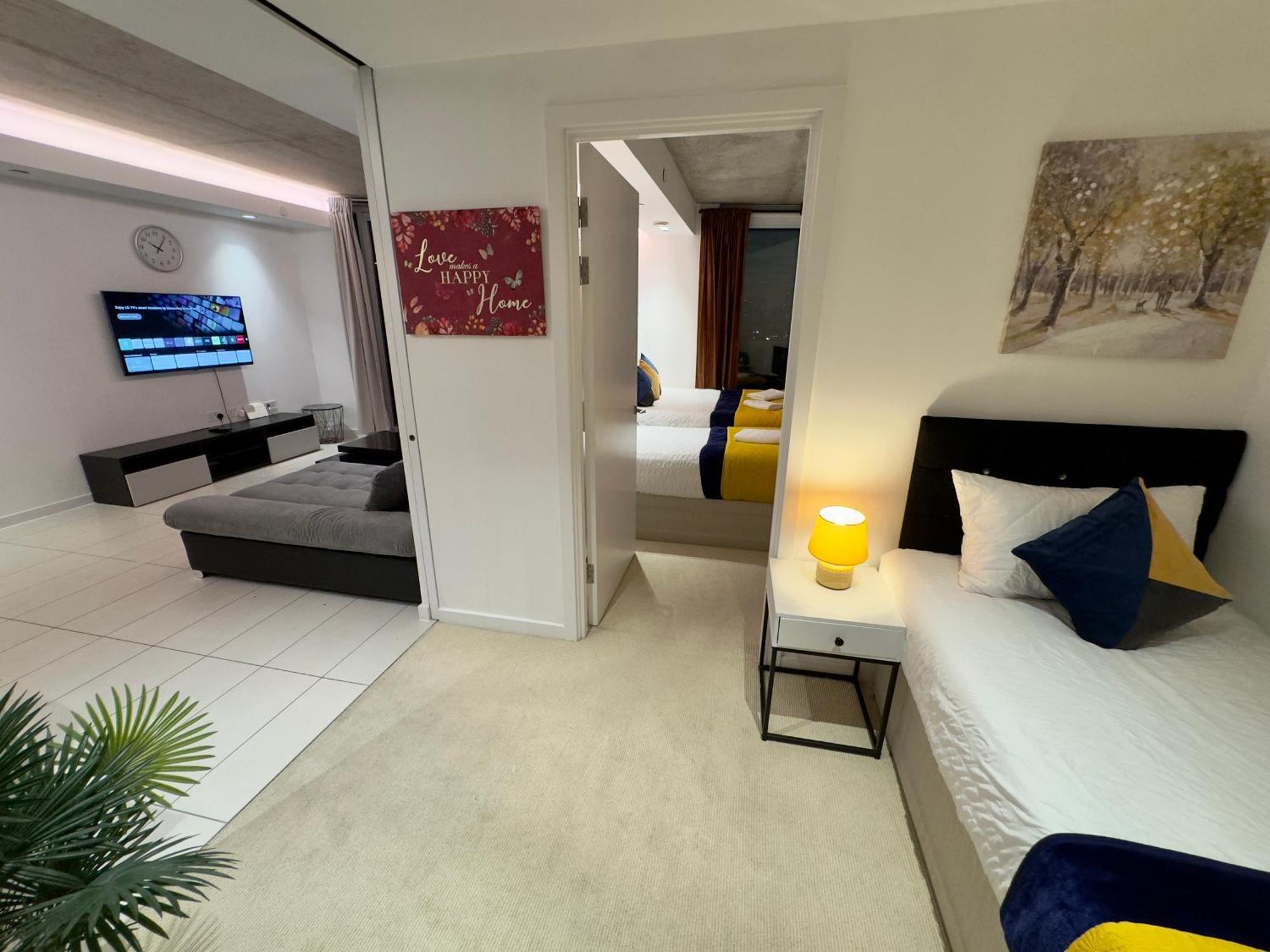 London Excel Cosy Apartment With Balcony & River View Close To O2 Arena, Cable Car, City Hall מראה חיצוני תמונה