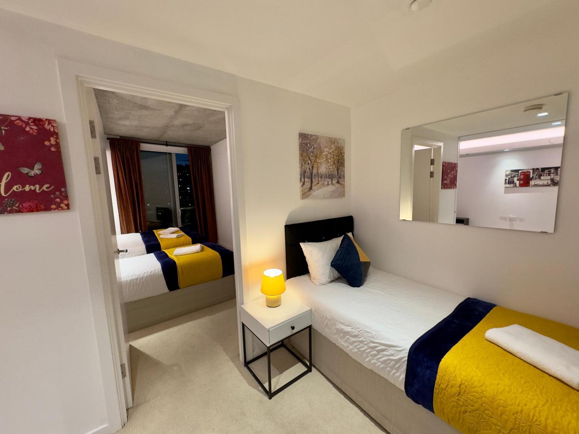 London Excel Cosy Apartment With Balcony & River View Close To O2 Arena, Cable Car, City Hall מראה חיצוני תמונה
